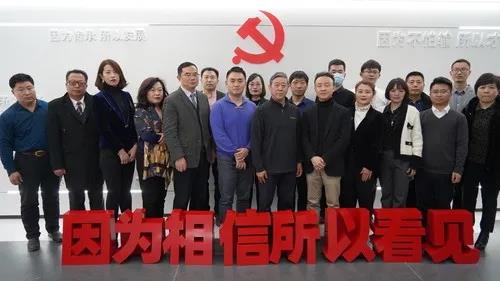 蒼穹數(shù)碼徐文中董事長應(yīng)邀參加人民政協(xié)網(wǎng)《商談》欄目-新媒體觀察員學(xué)員參訪學(xué)習(xí)活動(dòng)